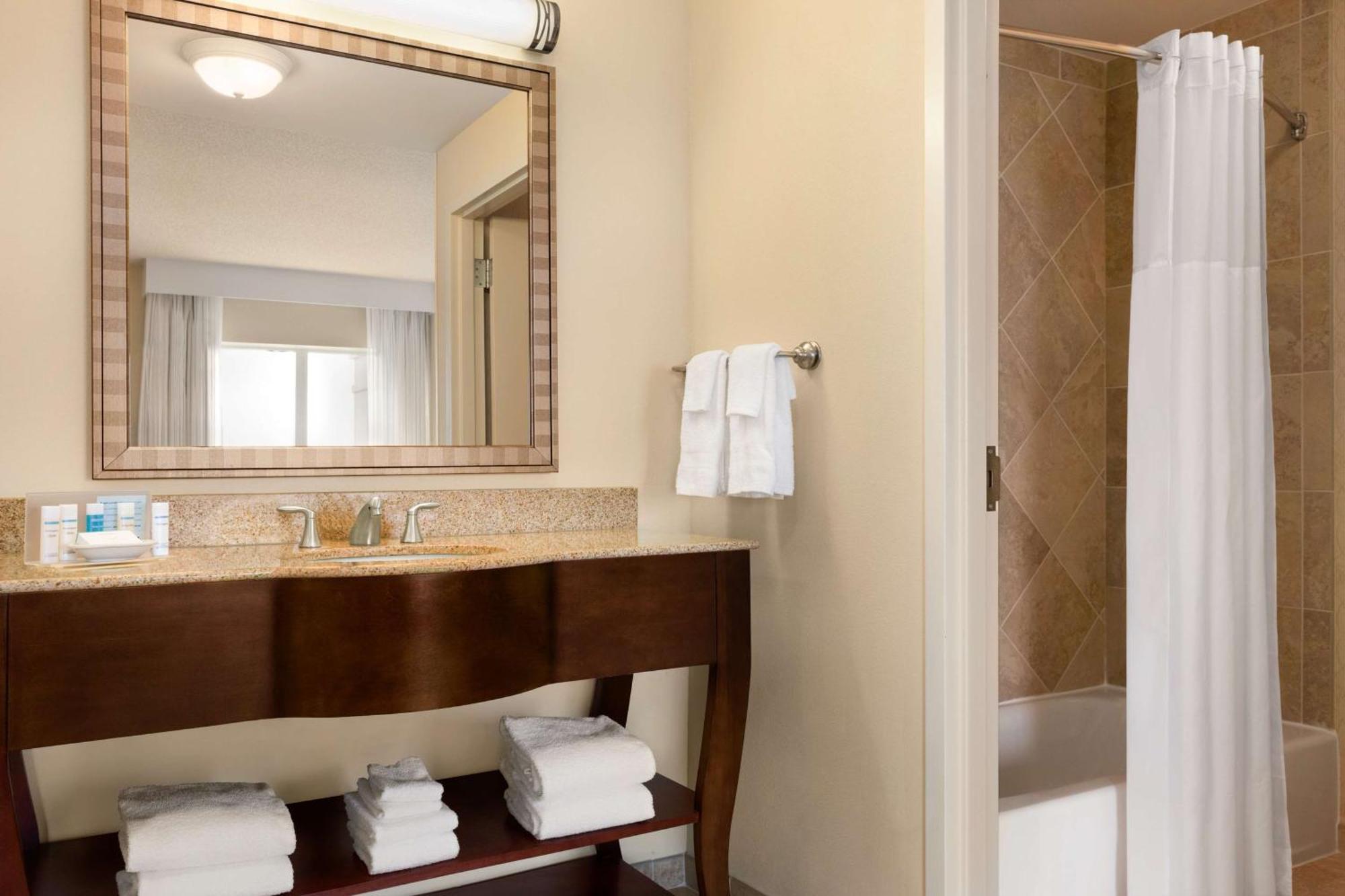 Hampton Inn & Suites Washington-Dulles International Airport Sterling Εξωτερικό φωτογραφία